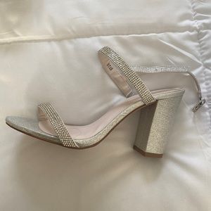 Silver sparkle/diamond chunky high heels from Davids bridal,brand new never worn